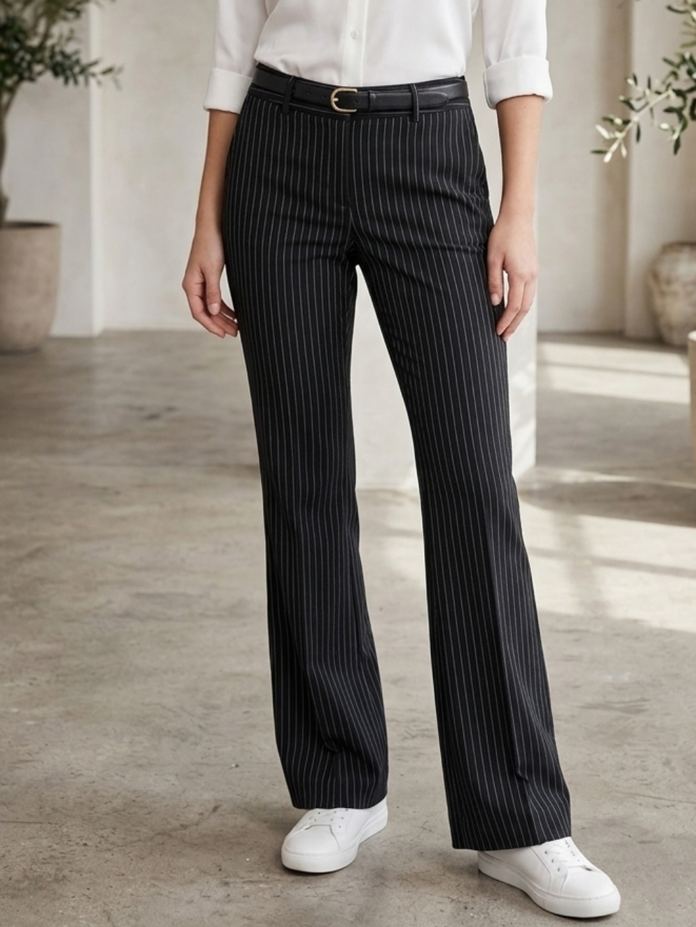 Express Editor Black Pinstripe Women's Trousers - Tailored Flare Size 8 R